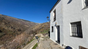 Acogedora casa en Pampaneira